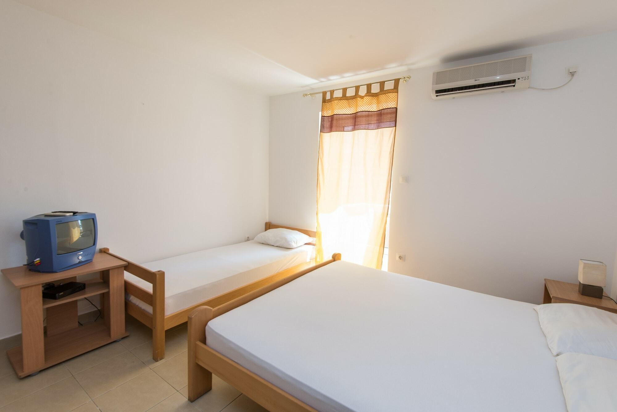 Apartments Mtv Petrovac Exterior photo
